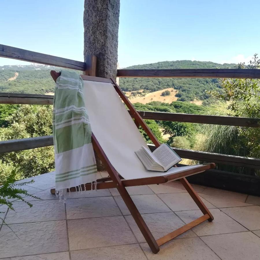 La Puntaccina Villa Aglientu Luaran gambar